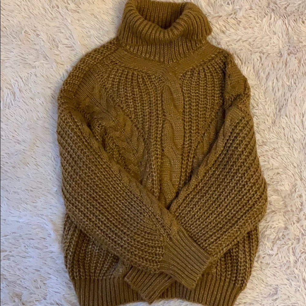 Oversized turtle neck sweater